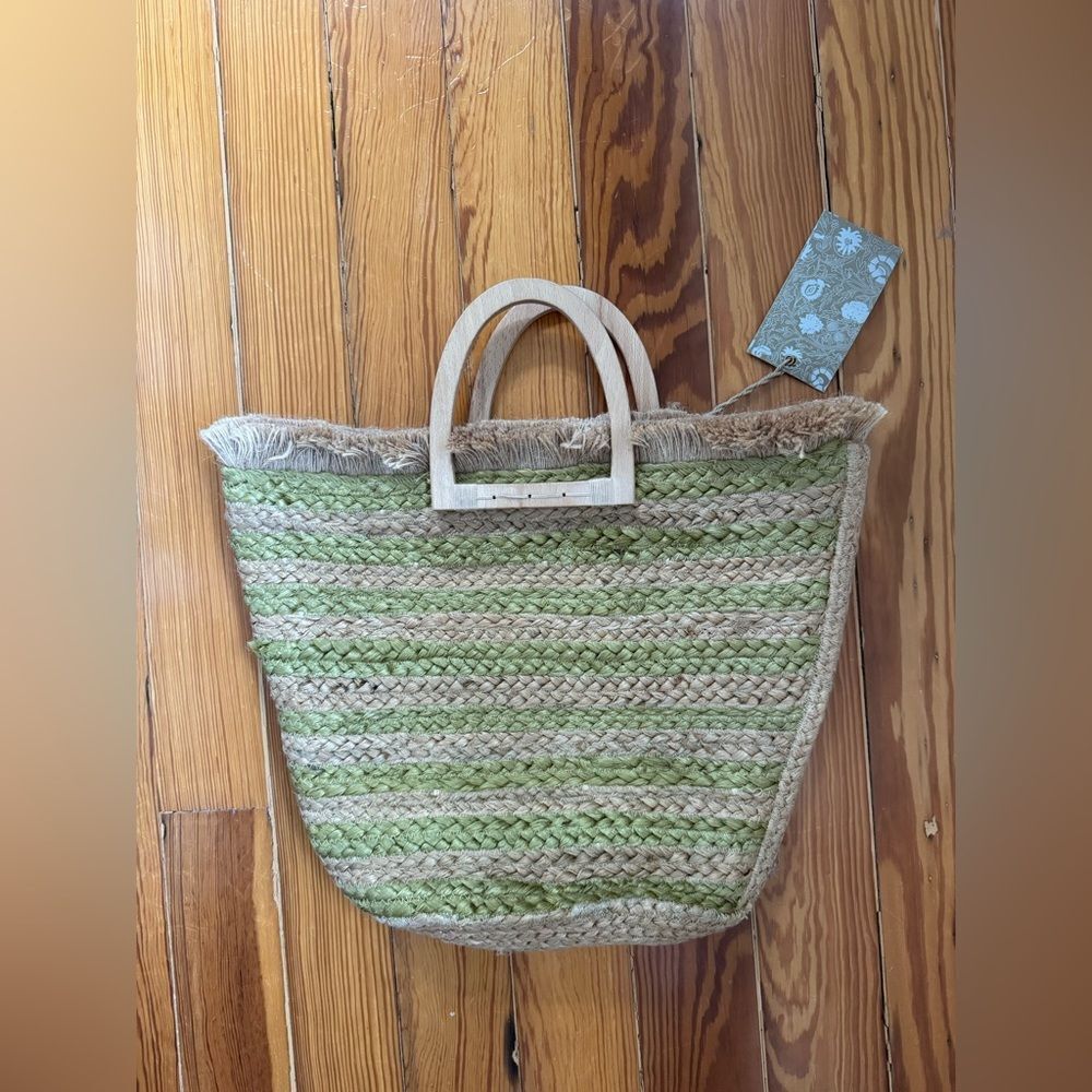 NWT Antik Kraft Straw Tote